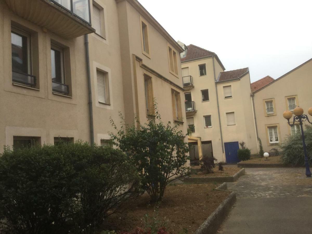 Les Grenettes2 Apartment Metz Luaran gambar